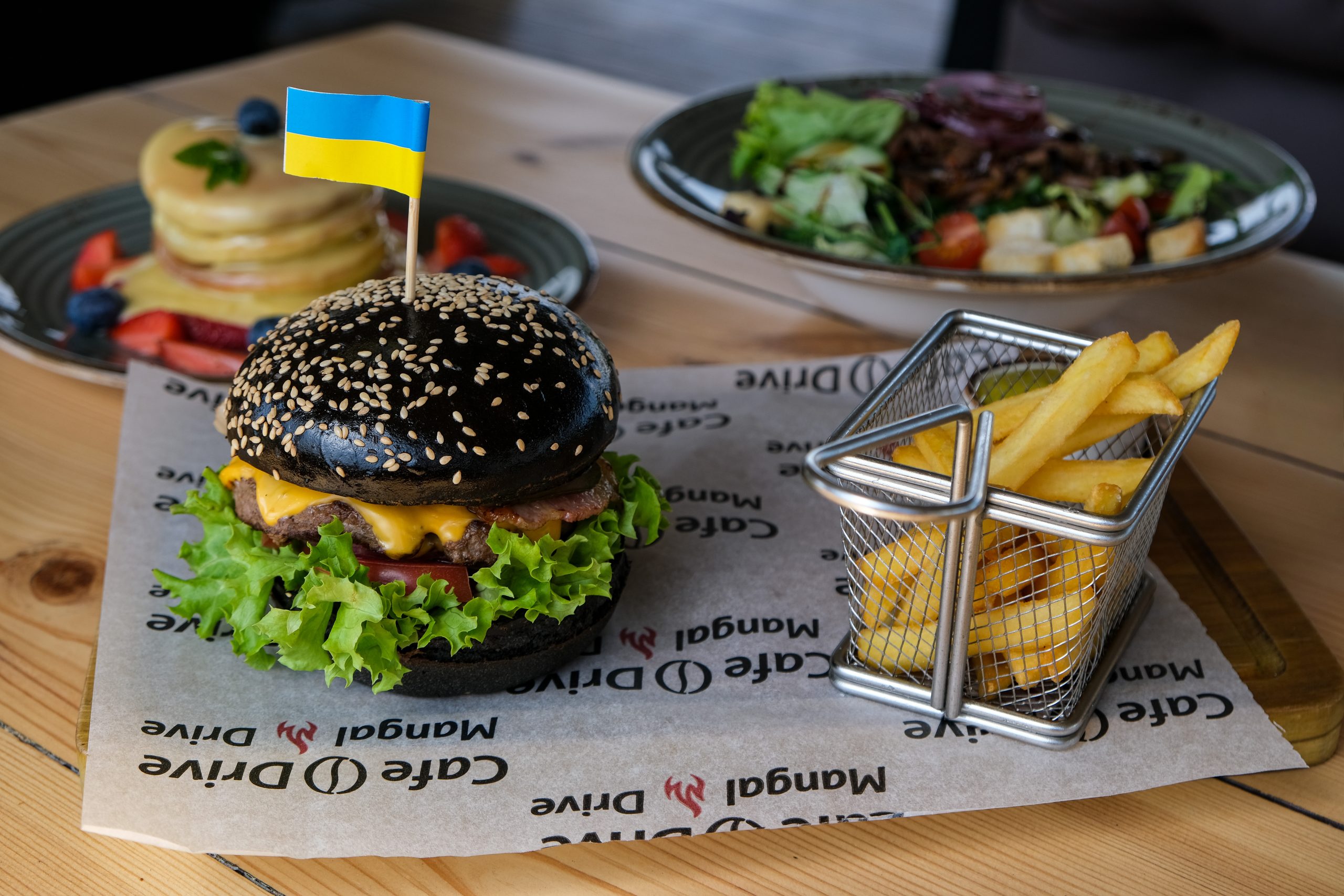 Бургери та закуски